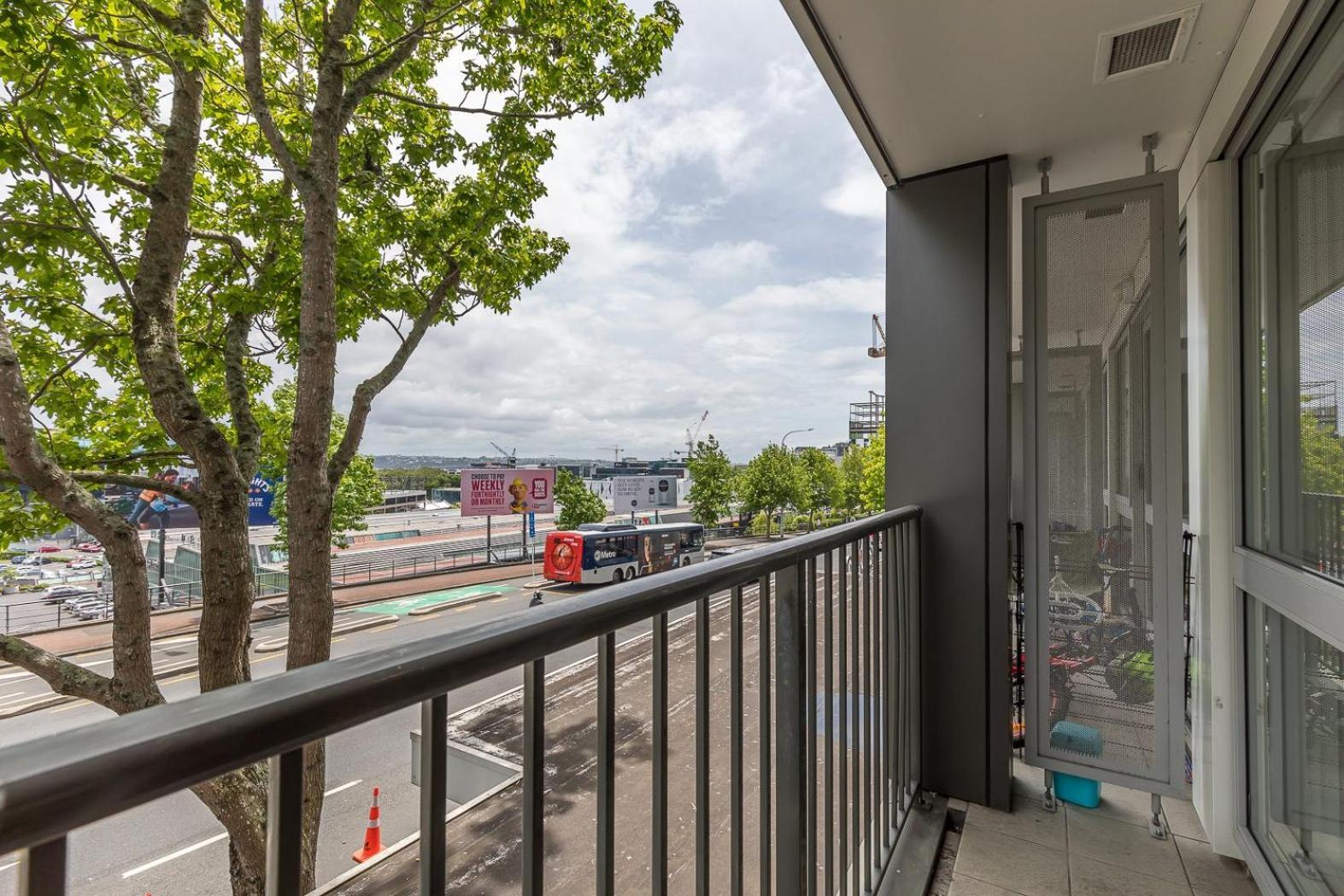 Arthur house 2 bedrooms balcony good view parking wifi Auckland Exterior photo