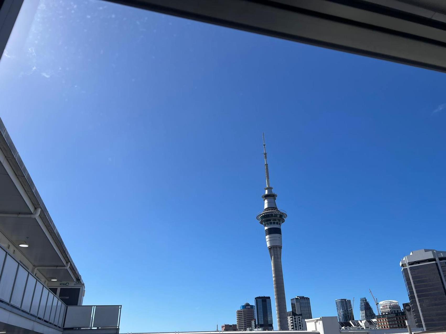 Arthur house 2 bedrooms balcony good view parking wifi Auckland Exterior photo