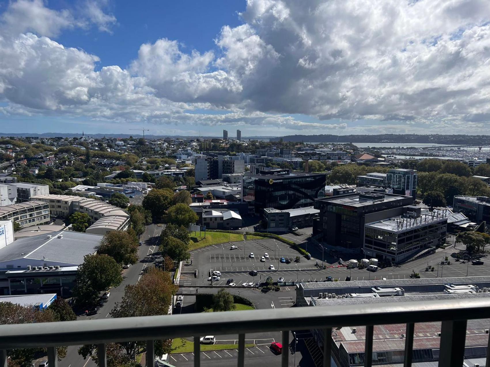 Arthur house 2 bedrooms balcony good view parking wifi Auckland Exterior photo