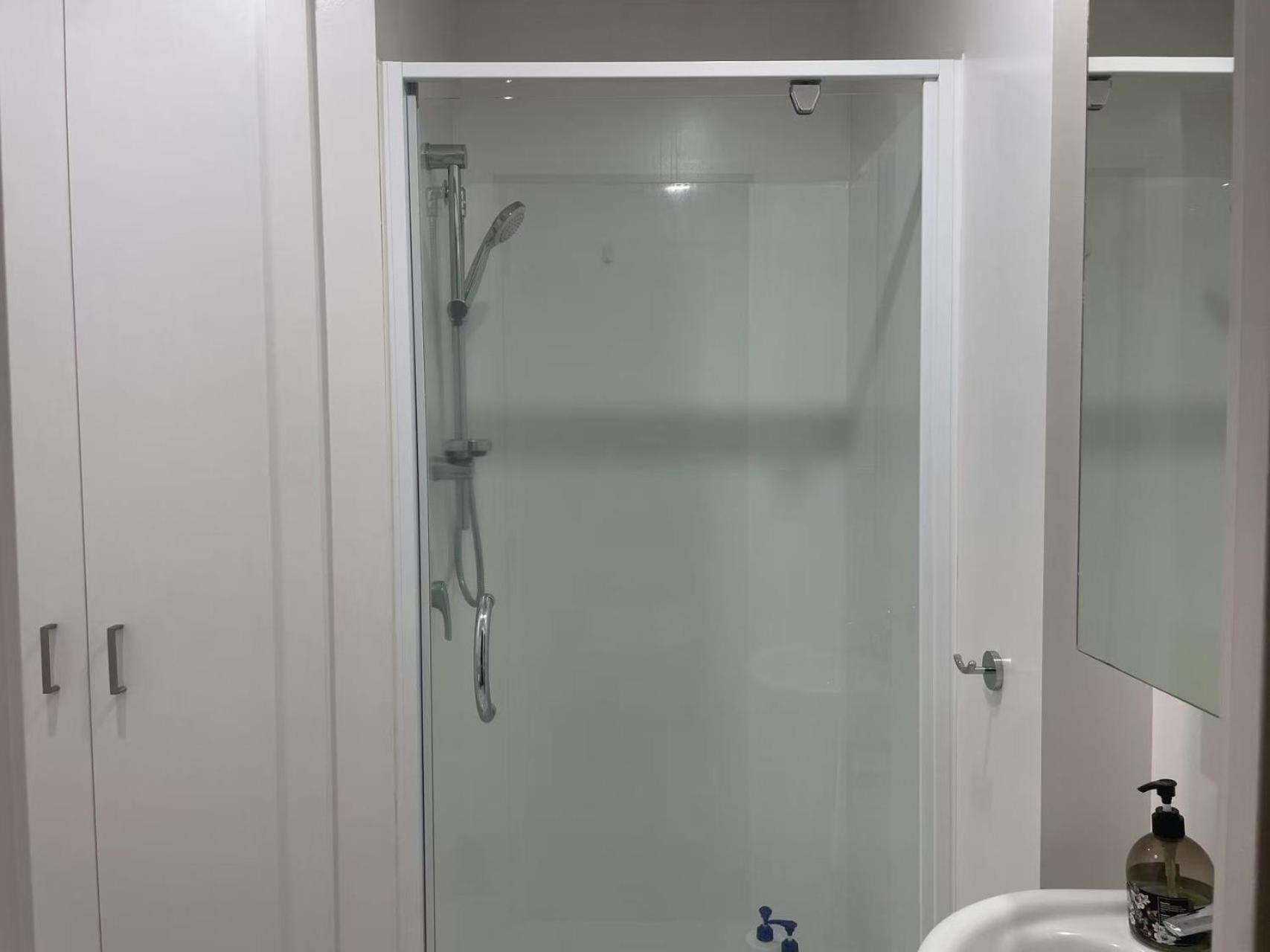 Arthur house 2 bedrooms balcony good view parking wifi Auckland Exterior photo
